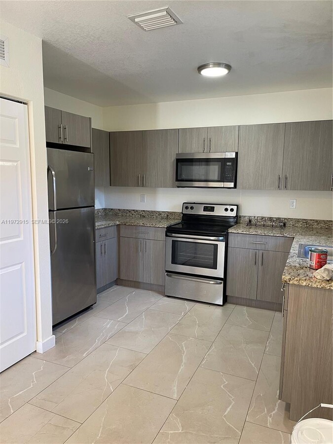 Photo - 10229 SW 173rd St Unit 1