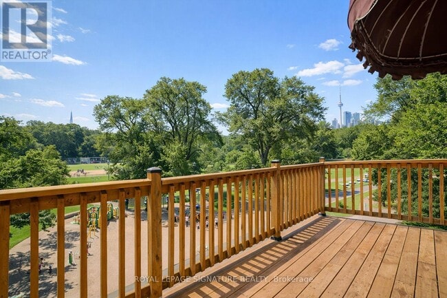 Photo - 27 Hillsboro Ave Unit 2