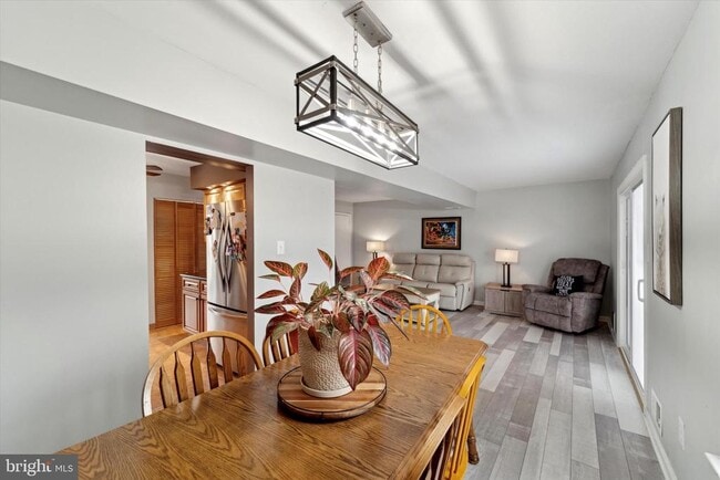 Photo - 77 Kanabe Dr