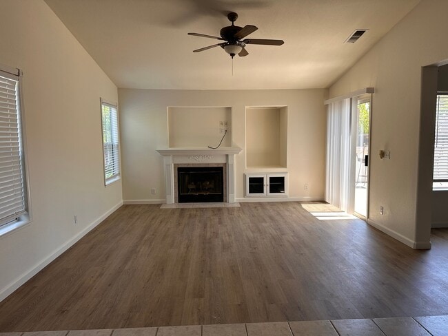 Photo - 6360 Raspberry Ct