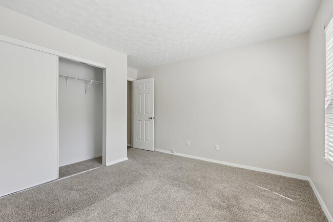 Photo - Reserve at Garden Lake