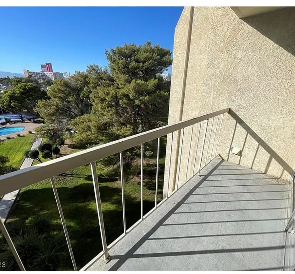 Photo - 750 S Royal Crest Cir Unit 356