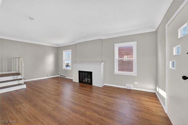 Photo - 8910 McCracken Rd