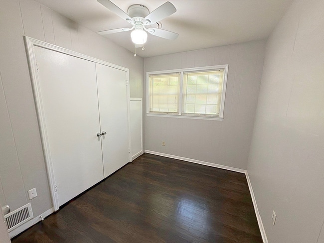 Photo - 1922 Coventry Dr