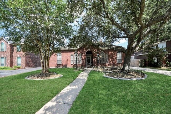 Building Photo - 6406 Castle Ln Dr Rental