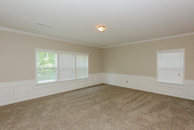 Photo - 4315 Houldsworth Dr