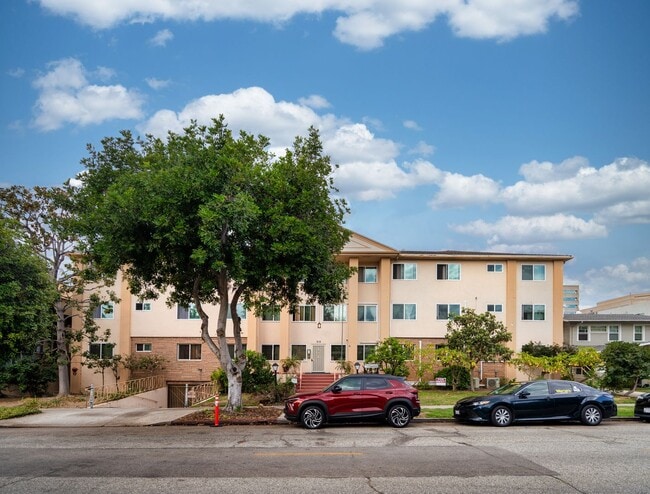 Building Photo - 315 N Louise St Unit 302 Rental