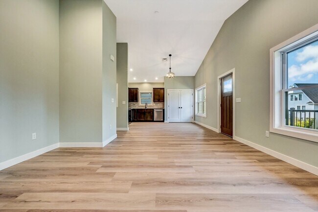 Photo - 708 Harrison Ave