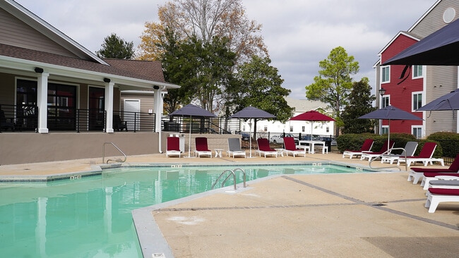 Los CuartelesStarkville-03 - The Quarters Starkville