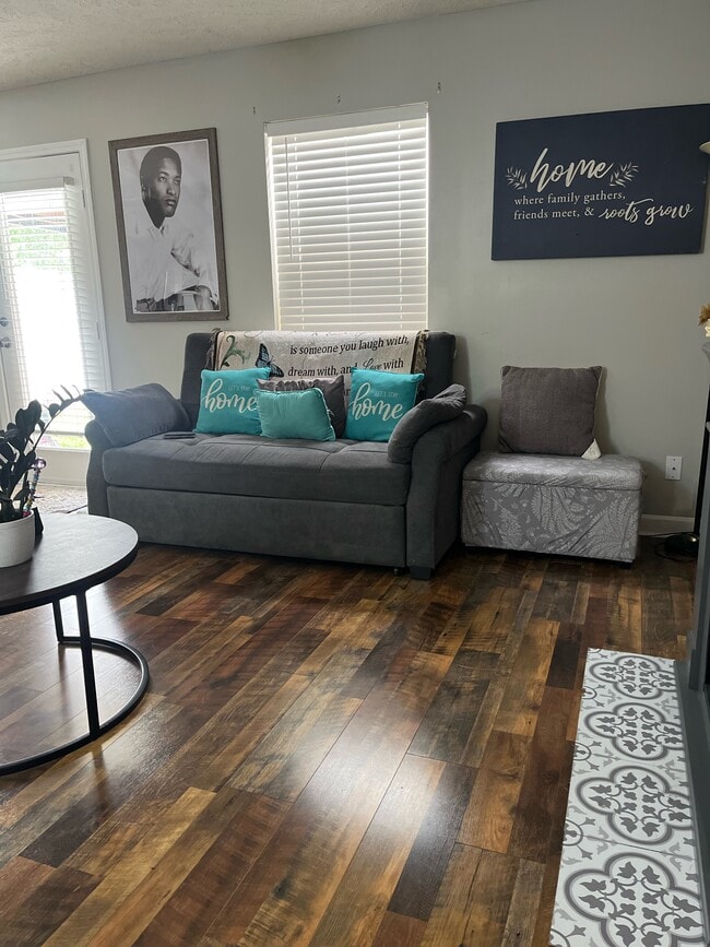 Photo - 800 Chilhowee Ct