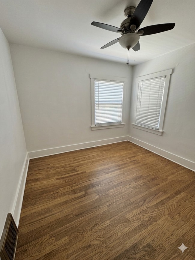 Photo - 360 N Clarkson St