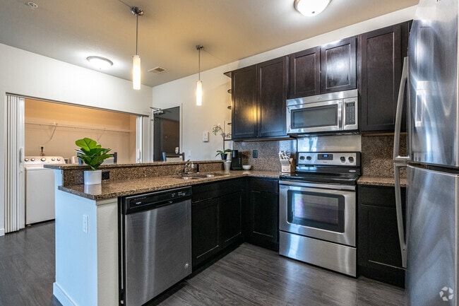 2BR, 1BA - Kitchen