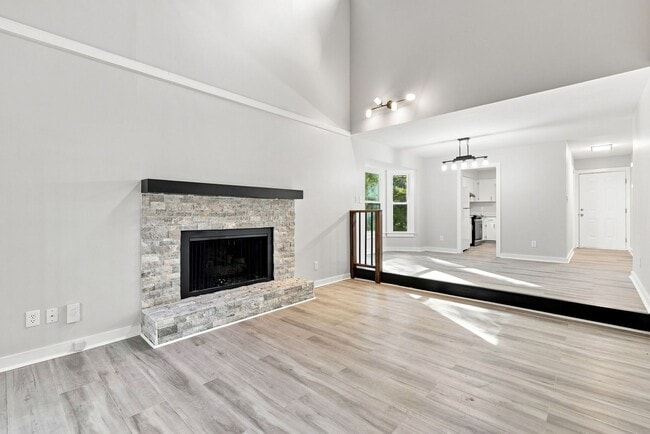 4011 Arckelton Dr