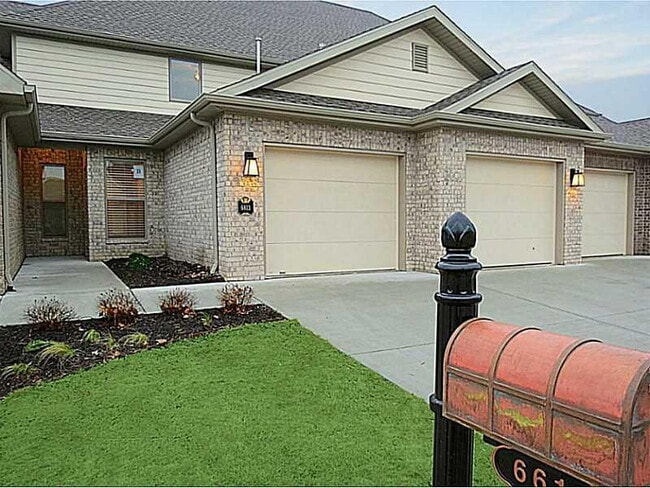 Photo - 6615 W Valley View Rd