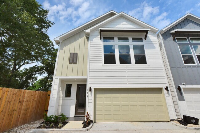 Building Photo - 5507 Beall St