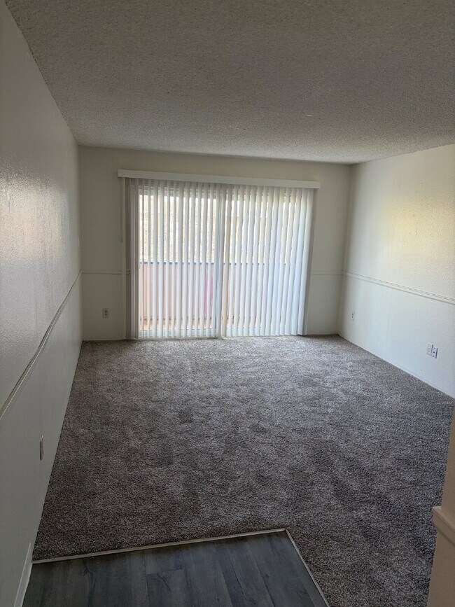Photo - "Spacious 2BR/2BA Condo in North Boulder –... Unidad 206