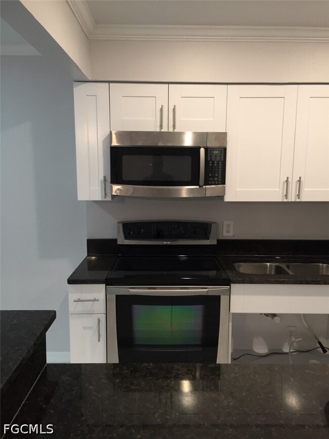 Photo - 2937 Winkler Ave Unit 1208