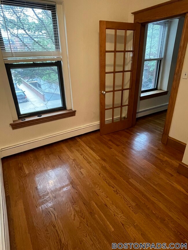 13 Worcester St Unit 2