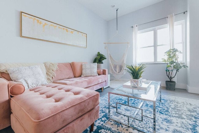 Photo - 202 E Main St Unit ID1397975P