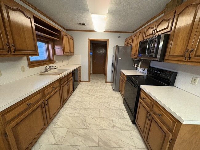 Photo - 16902 E 80th St N