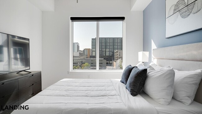 Photo - 1801 Patterson St Unidad 721