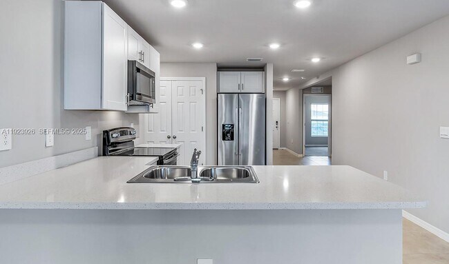 Photo - 3003 Lady Ln