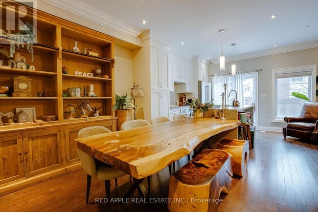 Photo - 15 Dunton Ln