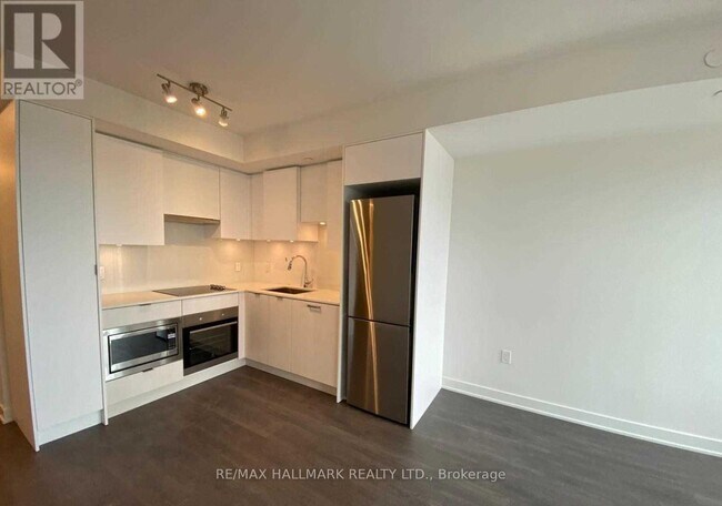 Photo - 99 Broadway Ave Unité 2411 Nt