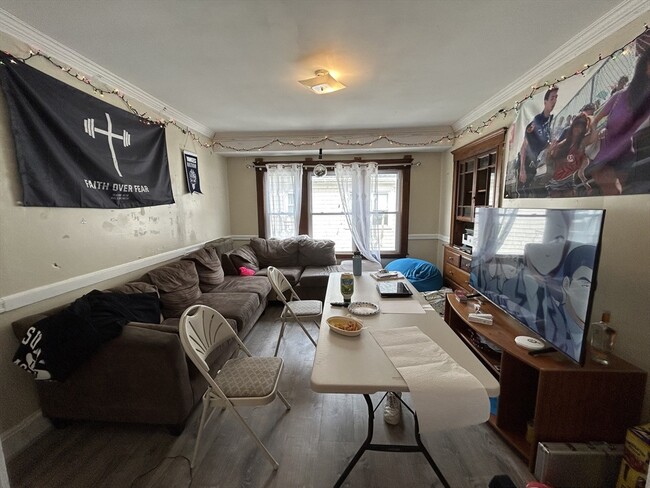 Photo - 9 Radnor Rd Apartment Unit 2