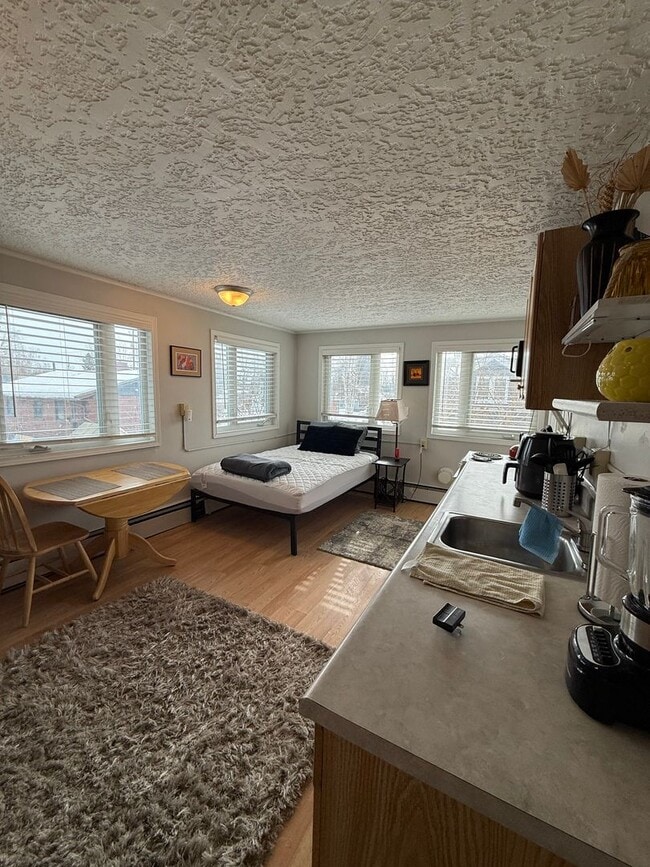 Photo - 1411 3rd Ave Unidad #2