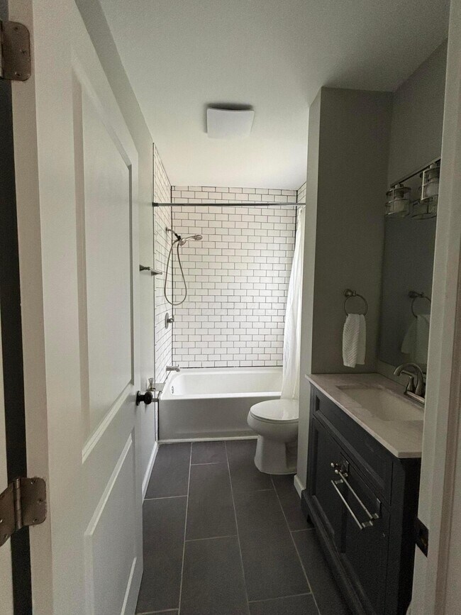 Photo - 429 Oakwood Ave Unidad 429