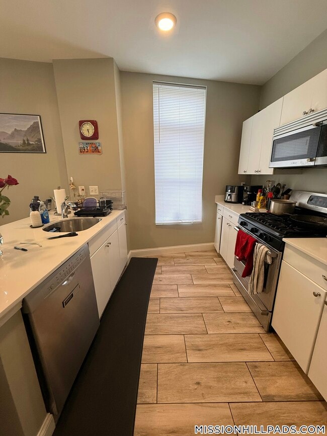 Photo - 10 Roxbury St Unit 3