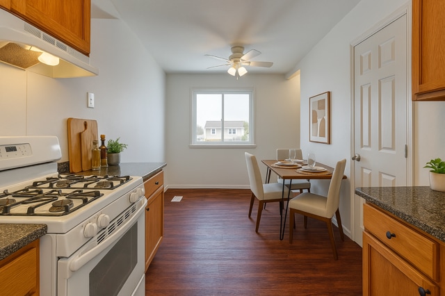 Photo - 2037 Vanderbilt Ct