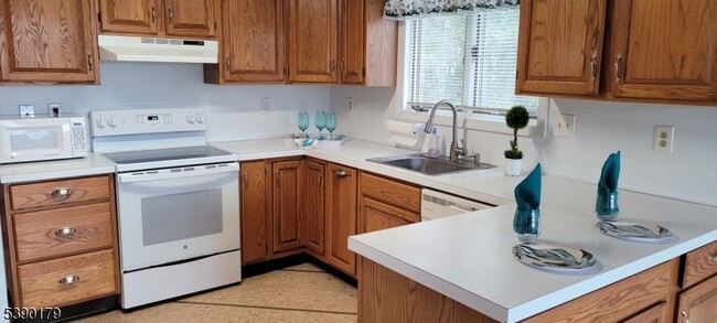 Photo - 107 N Bertrand Rd