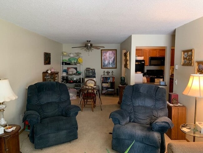 Photo - Summer Creek Apartments