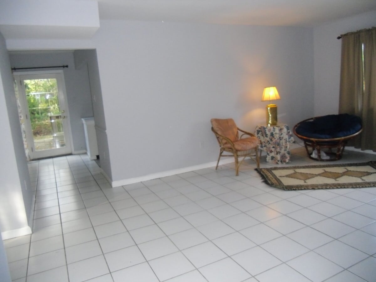 Photo - 1509 Pickford Ln