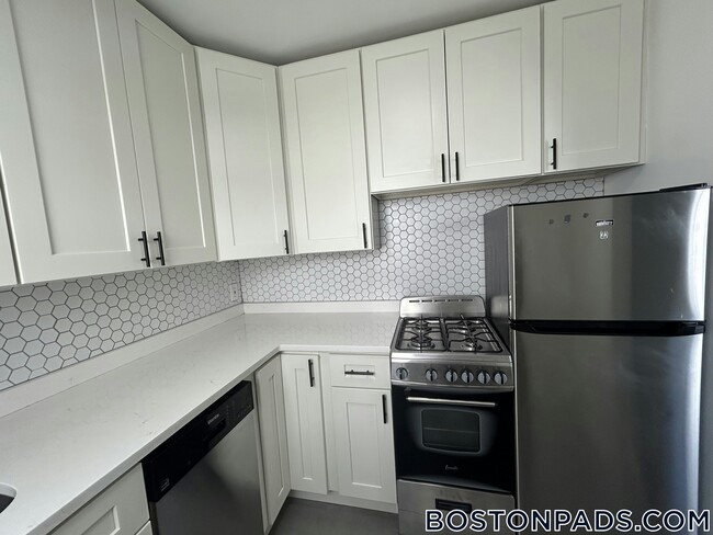 Photo - 90 Winthrop Shore Dr Unit 10