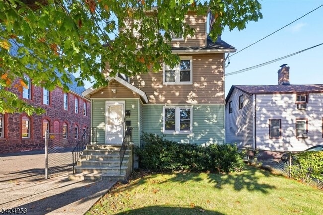 Photo - 28 State St Unit 1