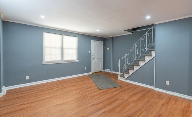 Photo - Newly done 2 bed in Southwest