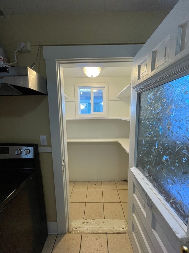 Photo - 311 N 9th St