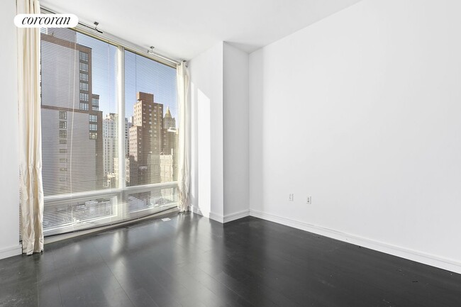 Photo - 300 E 23rd St Rental
