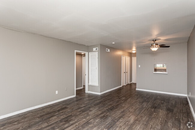2HAB, 2BA - 980 ft²