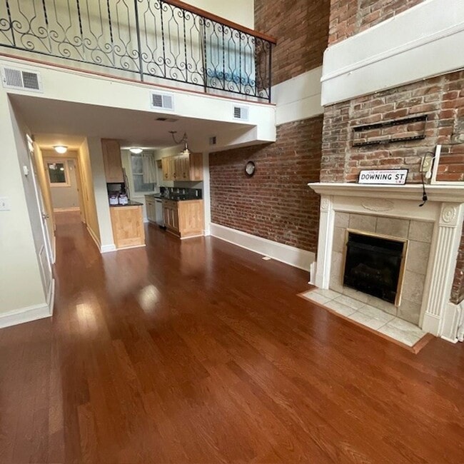 Photo - Logan/Shaw - Spacious 3 Bedroom, Two Bath Apartment