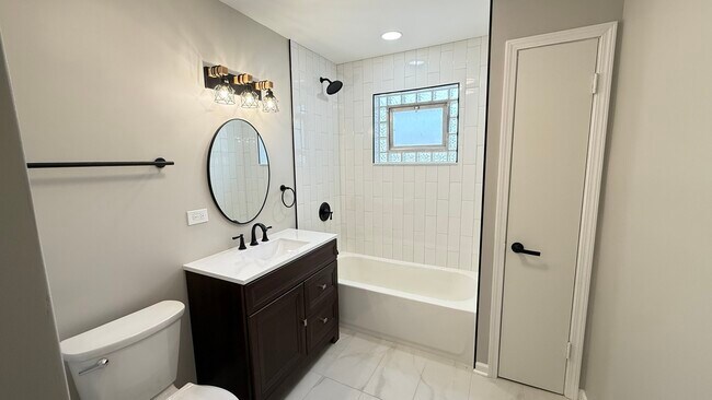 Photo - 3658 N Laramie Ave