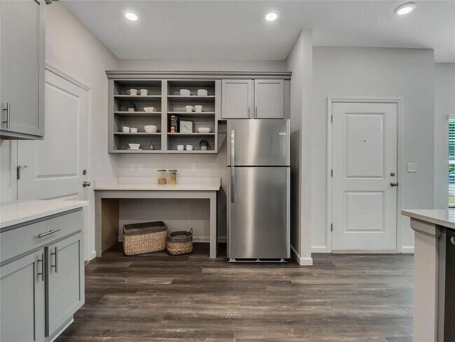 Photo - 2964 Oak Park Way