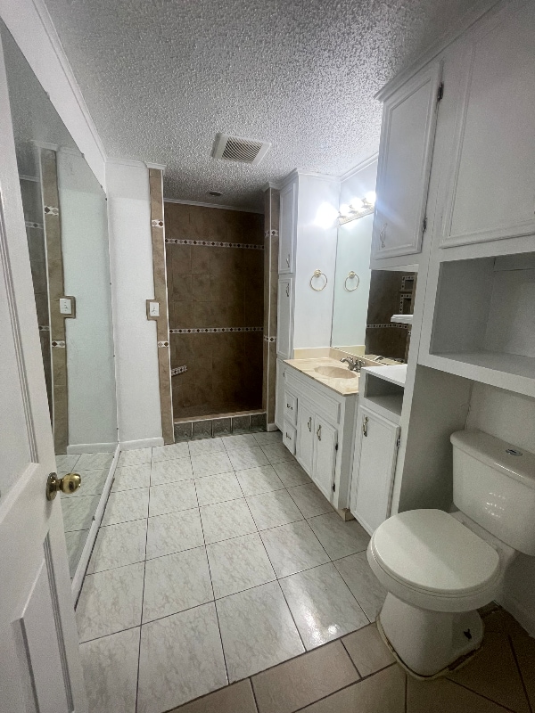 Photo - 7618 Linden St