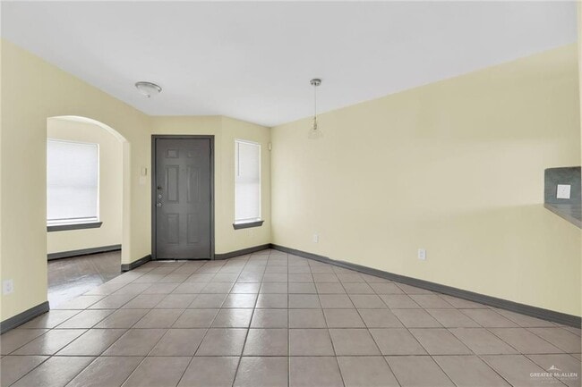 15 West Dr Unit 7