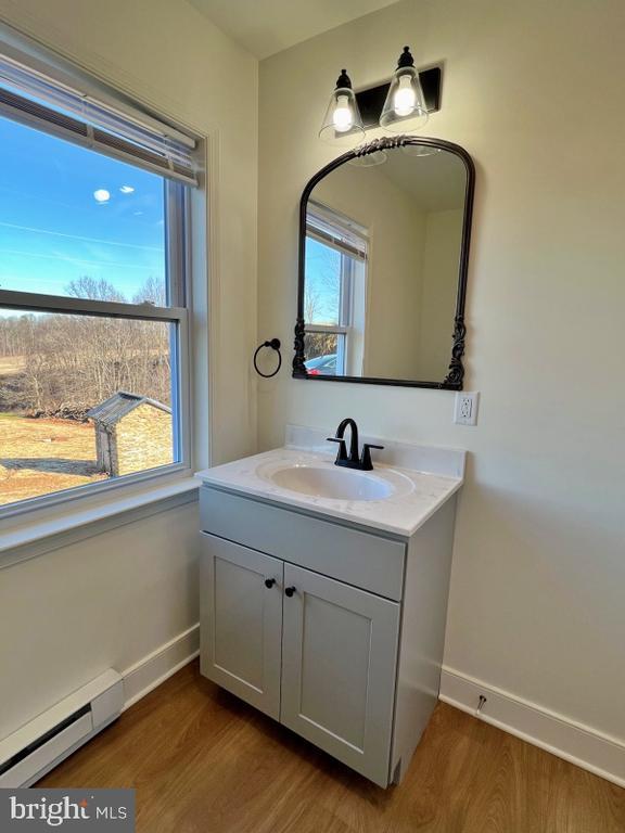 Photo - 565 Bacon Rd