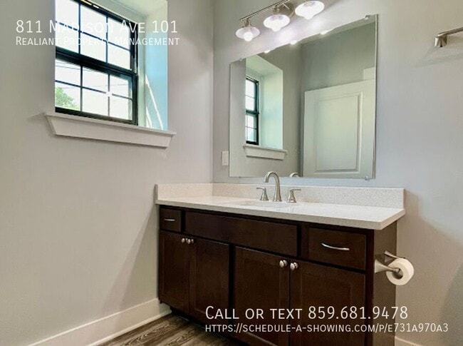 Photo - 811 Madison Ave