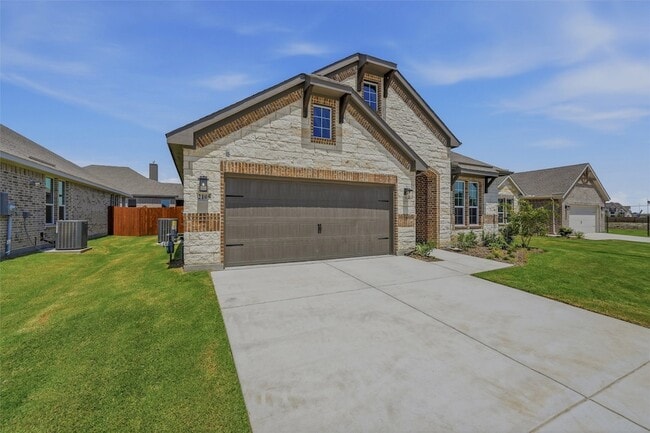Photo - 2105 Bluebird Ln